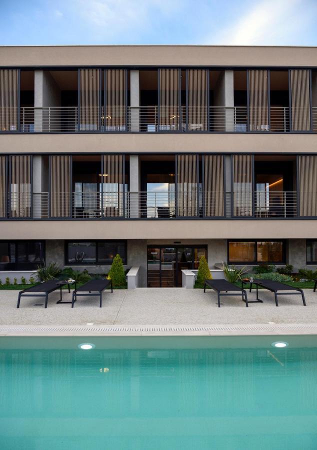 Anassa Butik Living Nikiti Aparthotel Exteriör bild